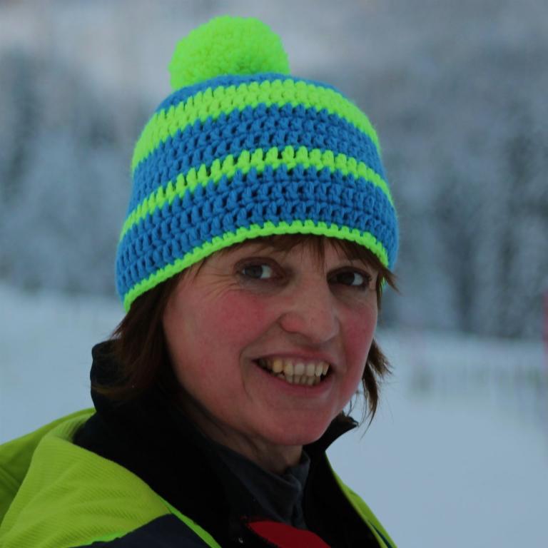 SCHNEESCHUH Akademie Guide Angelika