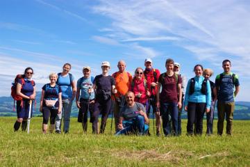 Sommerliche Gruppenwanderung mit Gipfel und Hütteneinkehr Individuell geplante Sommerwanderung für Gruppen im Schwarzwald